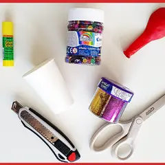 Kreatywne pomysły na konfetti: dekoracje, DIY i zabawy - odkryj je!