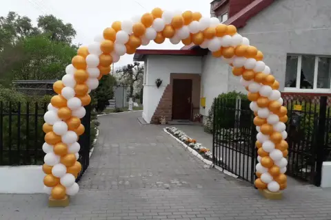 Jak zrobić łuk balonowy krok po kroku? Poradnik DIY