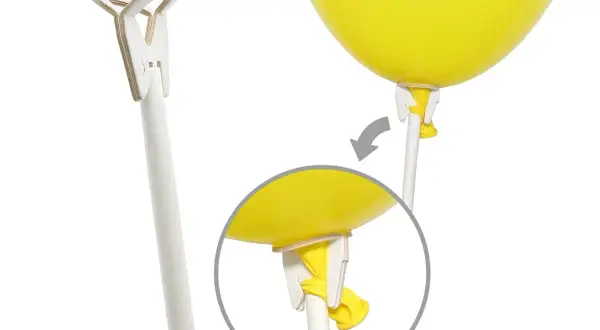 Jak zamocować balon foliowy na patyczku? Prosty poradnik krok po kroku