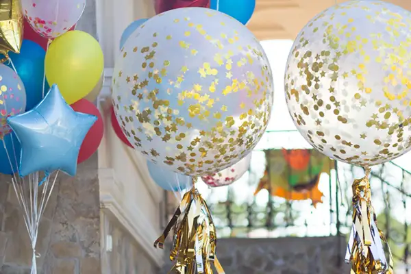 Jak napompować balony z konfetti? Prosty poradnik krok po kroku